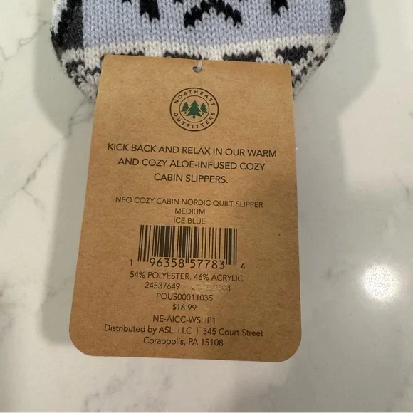Northeast Outfitters Cozy Cabin Slippers - Aloe Infused - Shoe Size Women’s 5-10 - Picture 6 of 10